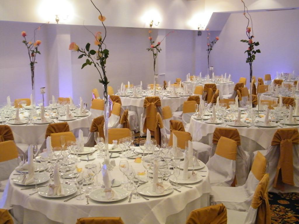 Hotel Torremayor Lyon Santiago Eksteriør bilde