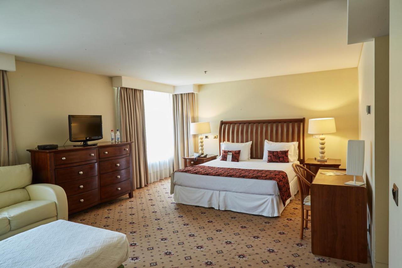 Hotel Torremayor Lyon Santiago Eksteriør bilde