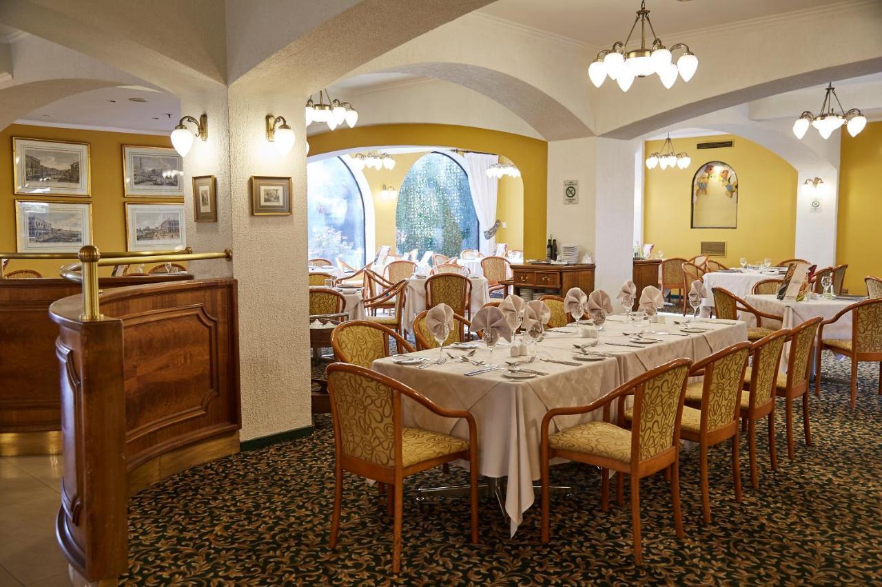 Hotel Torremayor Lyon Santiago Eksteriør bilde