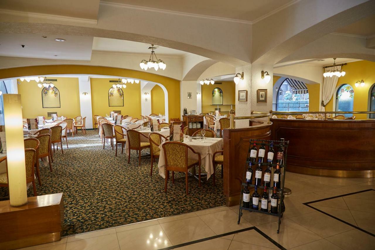 Hotel Torremayor Lyon Santiago Eksteriør bilde