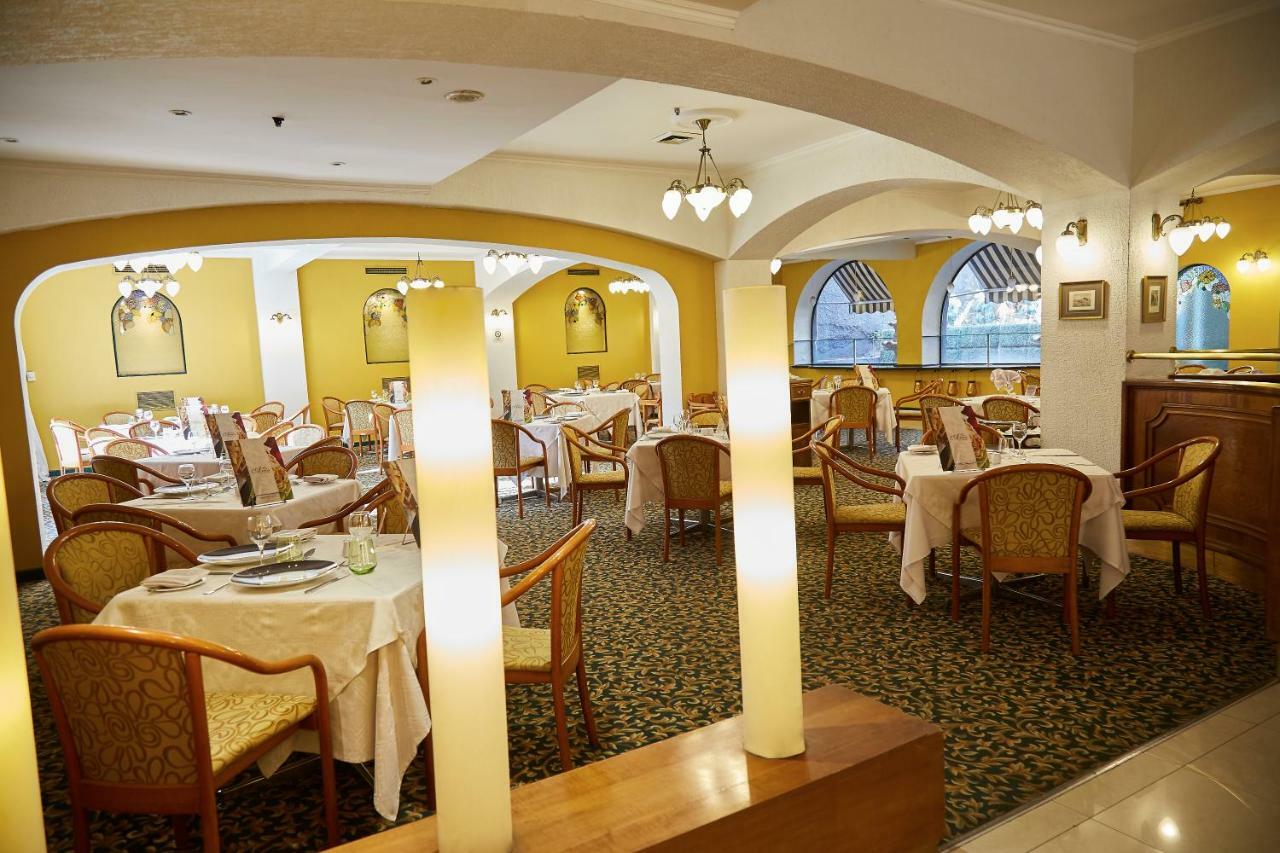 Hotel Torremayor Lyon Santiago Eksteriør bilde